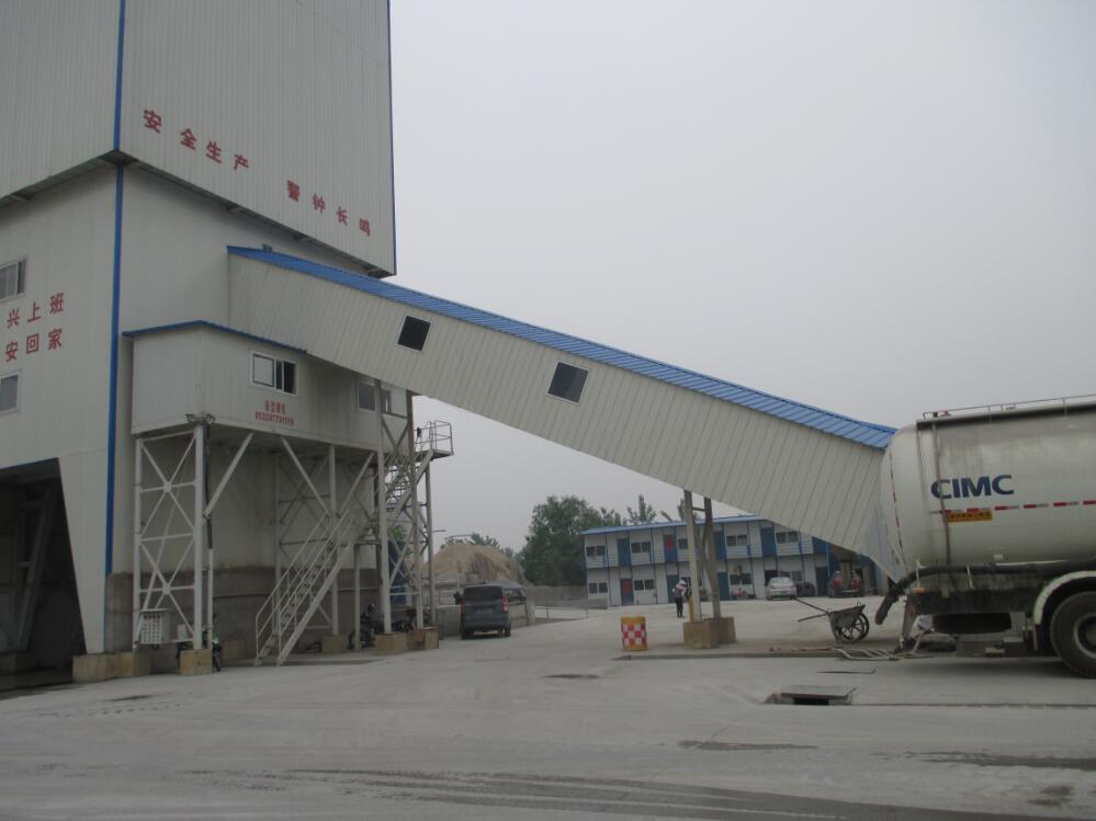 �Ϸ�XXX���޹�˾���е�λ�ںϷ��зʖ|�h���(zh��n)�(zh��n)���d�����·����(c��)һ�ڹ��I(y��)�õ؇�������ʹ�Ù�(qu��n)��Ѻ�r���u��